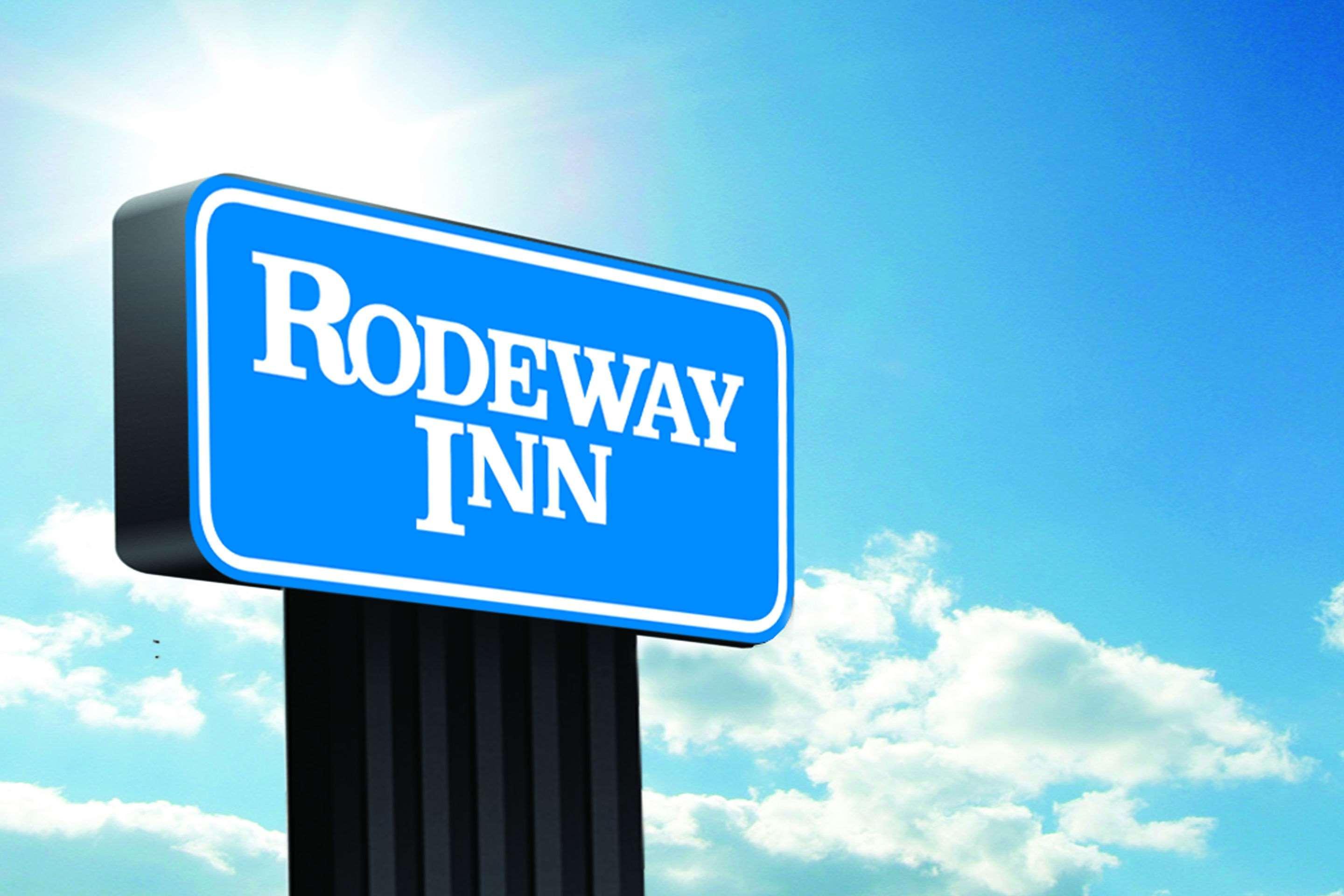Rodeway Inn Pittsfield Екстер'єр фото